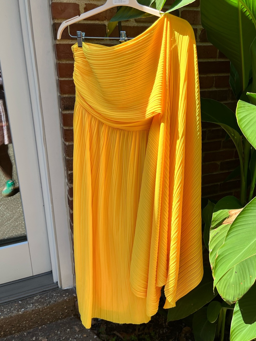 Solace London Pleated Lila Midi Dress - Picture 8 of 12